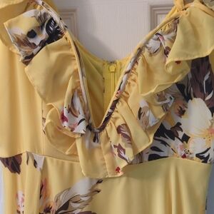 Fashion Nova Sunlit Floral Maxi Dress